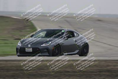 media/Nov-28-2025-Speed SF (Fri) [[b9fcb3577c]]/Red and Gold/Session 3 (Outside GrapevineGold/